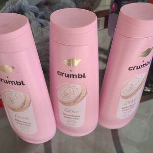 Dove x Crumbl Nilla Bean Cupcake Body Wash Limited Edition X 3 Bottles NEW